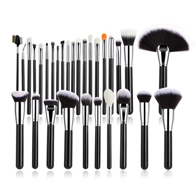 30-piece Black-and-silver Makeup Foundation Brush Set With Ultra-soft Bristles – photo 4 of 5