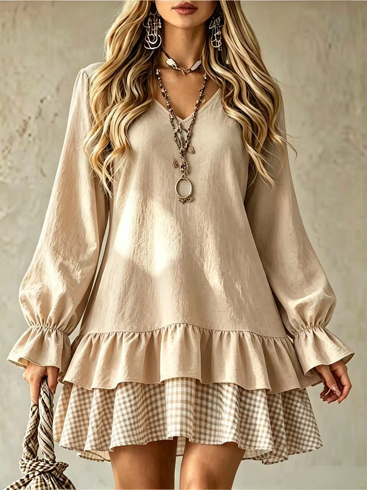 V-neck Spliced Long-sleeve Dress With A Ruffled Hem – photo 5 of 5