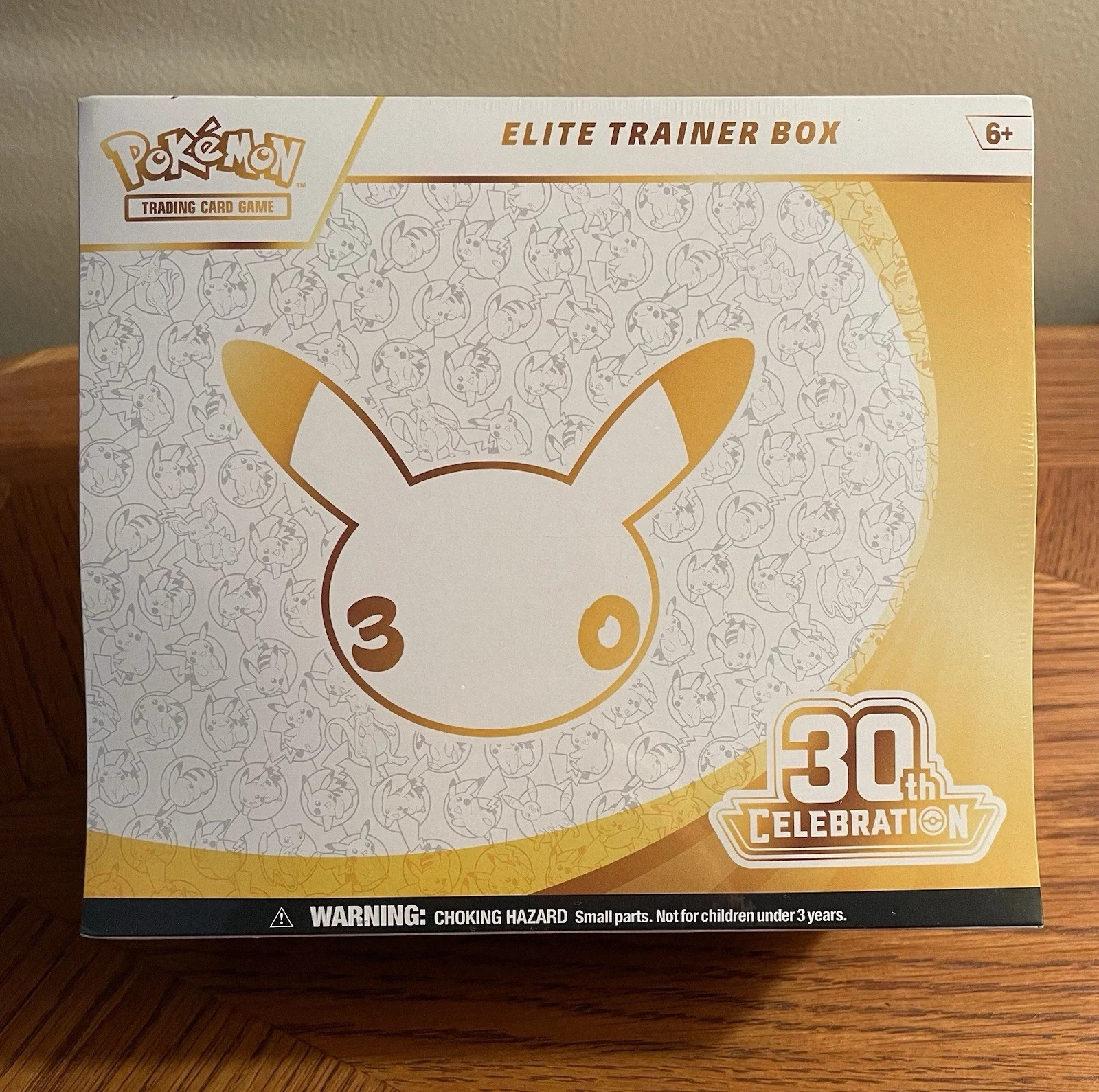 POKEMON 30TH ANNIVERSARY ELITE TRAINER BOX ETB BOX NEW SEALED