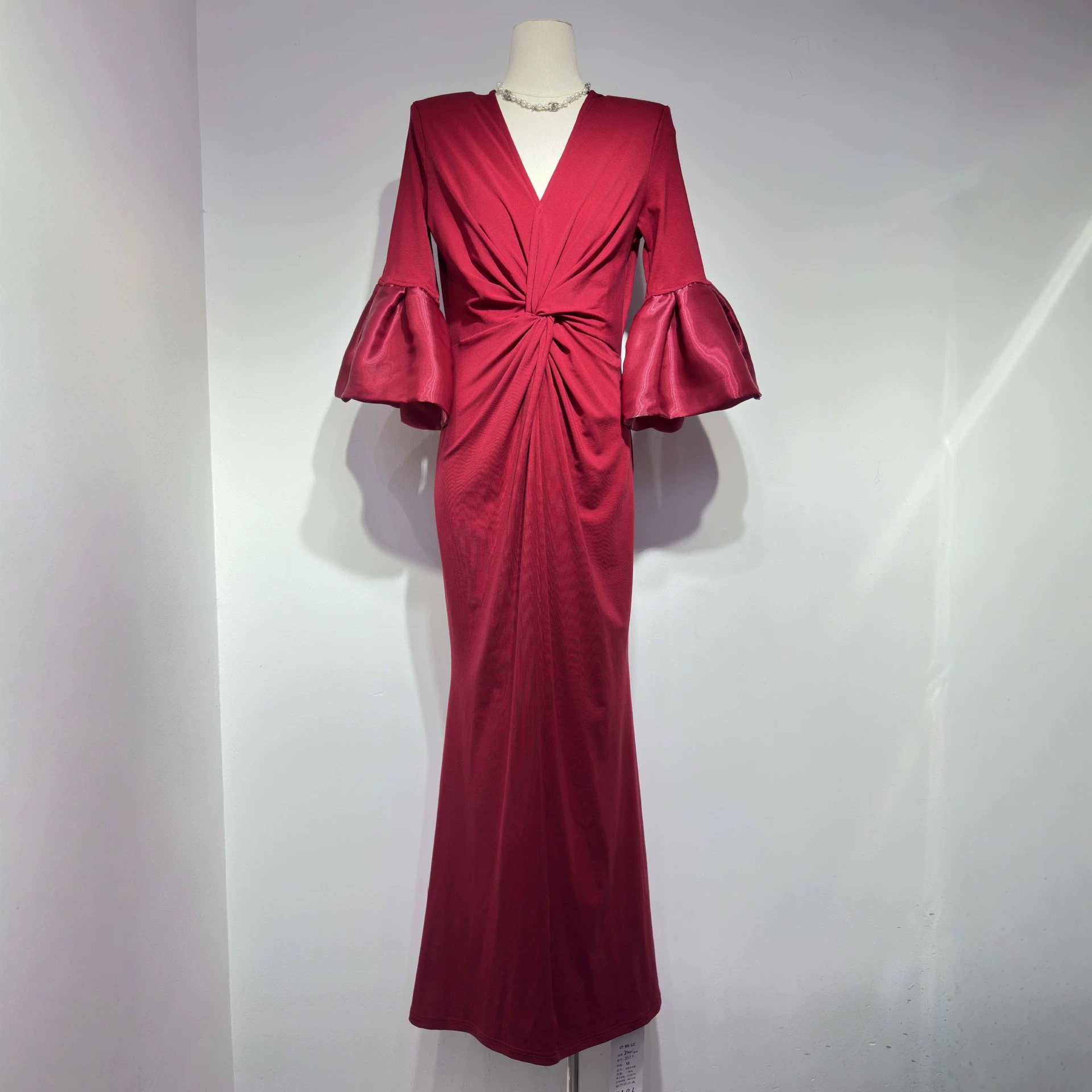 Women's Fishtail Dress With Puff Sleeves And A Slim Fit – photo 2 of 5
